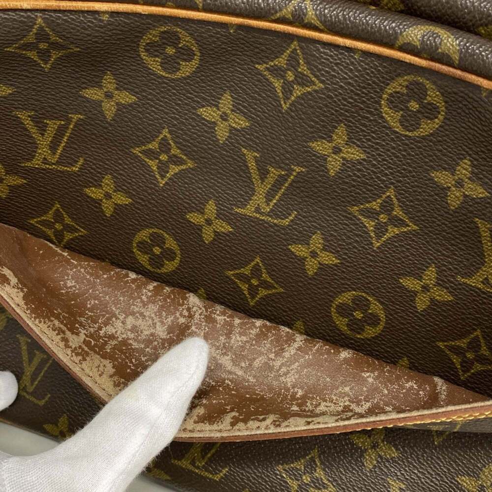 LOUIS VUITTON Brown Monogram Shoulder Bag - Picture 8 of 13